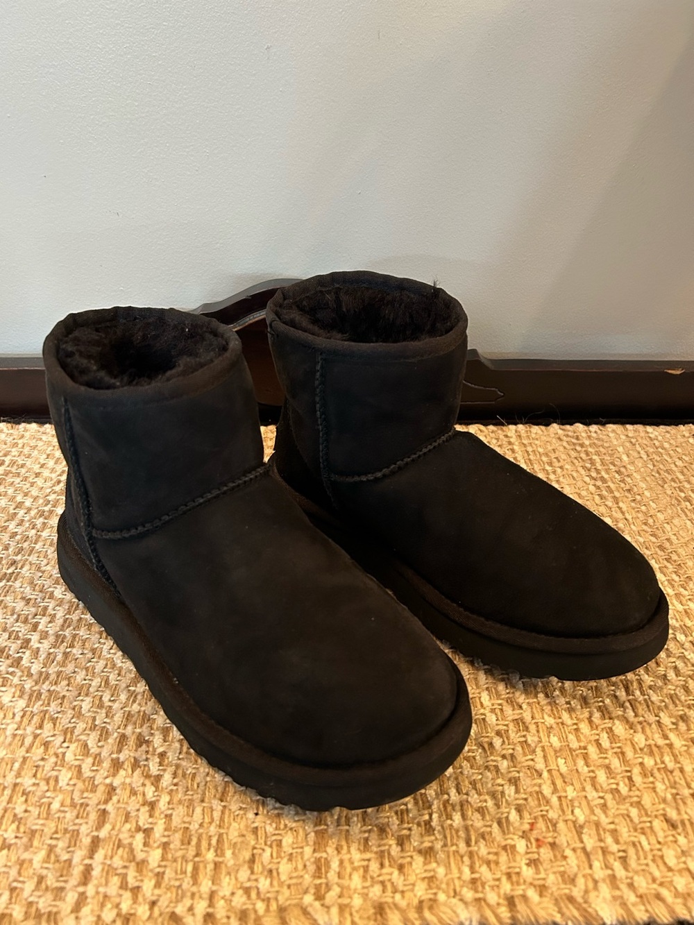 UGG Black Suede Shearling Womens Size 6 EU 37 Classic Mini II Warm Boots 1016222